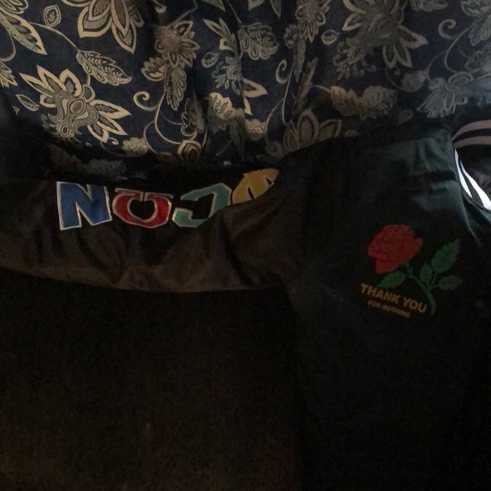 Self - Made Icon jacket 🧥💧. (size) Medium